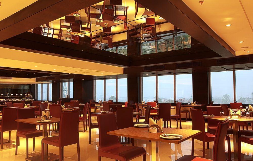 Citrus Hotel Bhiwadi Esterno foto